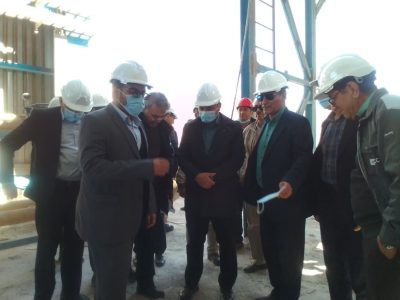 بازدید رئیس دادگستری از کارخانه سیمان خاکستری نی ریز